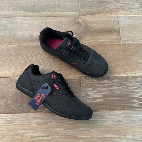NWT Levi's Black Sneakers - Picture 1 of 5